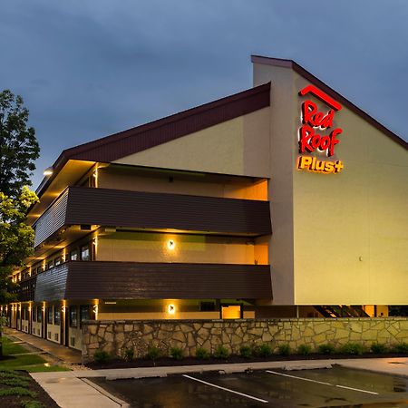 Red Roof Inn Plus+ Chicago - Уилоубрук Екстериор снимка